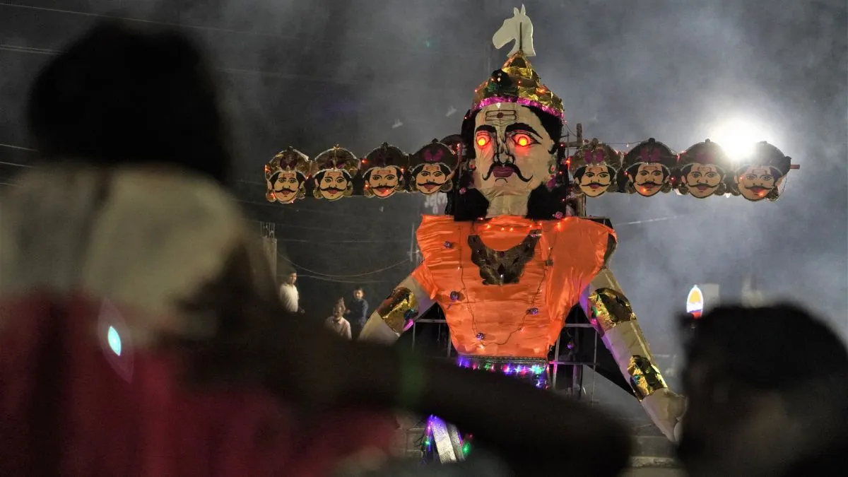 dussehra-mela-2025-in-delhi-mustvisit-famous-ramlila-maidans-for-devotional-experience