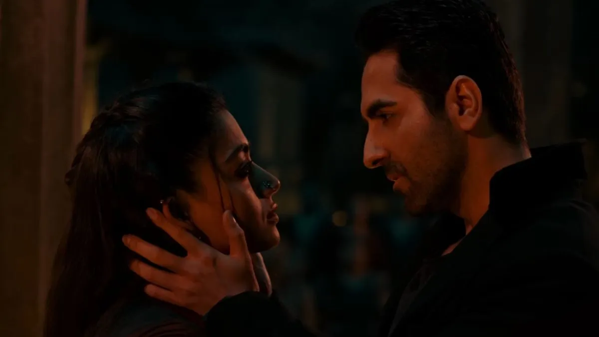 thamma-trailer-ayushmann-khurrana-rashmika-mandanna-nawazuddin-siddiqui-serve-thrills-in-upcoming-horror-comedy-movie