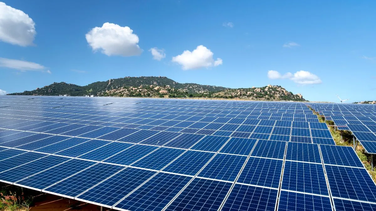 pradhan-mantri-surya-ghar-yojana-11000-homes-in-sardarpur-to-get-solar-power-plants-details
