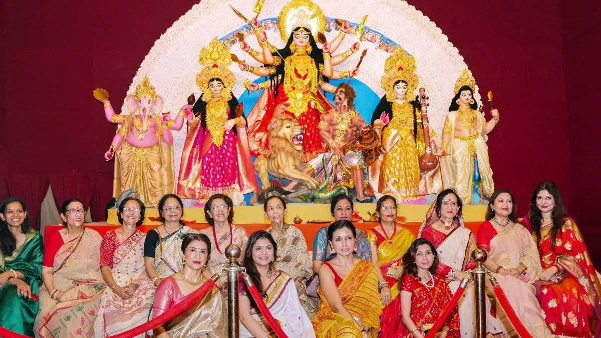 pm-modi-joins-cr-parks-golden-jubilee-puja-a-look-at-the-50year-legacy-of-this-celebration