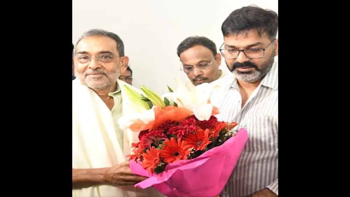 pawan-singh-meets-upendra-kushwaha-after-karakat-poll-battle-against-him-whats-behind-truce-and-will-singer-contest-bihar-polls