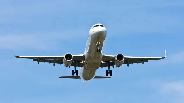 kolkata-to-patna-indigo-flight-diverted-to-varanasi-several-others-delayed-amid-poor-visibility