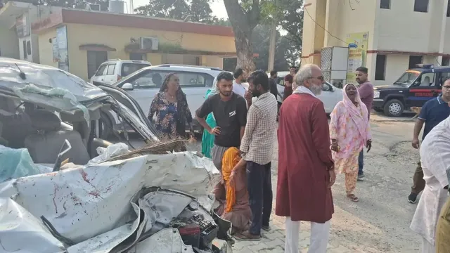 muzaffarnagar-accident-6-family-members-killed-as-car-hits-truck-on-panipatkhatima-highway