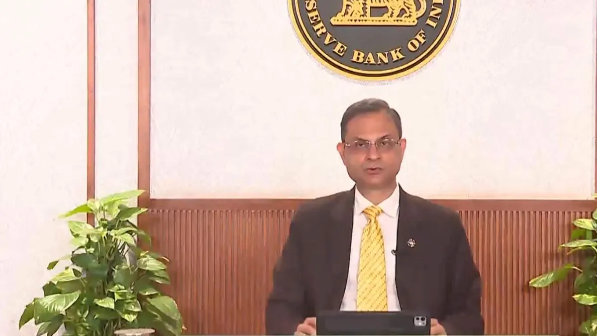 rbi-mpc-meeting-no-change-in-emi-after-repo-rate-kept-steady-at-55-takeaways-from-governors-address