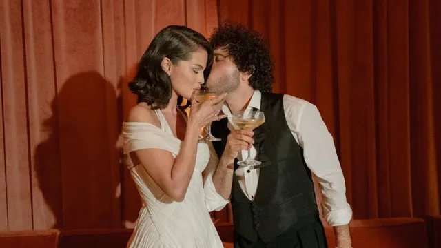 taylor-swift-emotional-speech-to-tearyeyed-guests-what-happened-at-selena-gomez-and-benny-blanco-dreamy-wedding