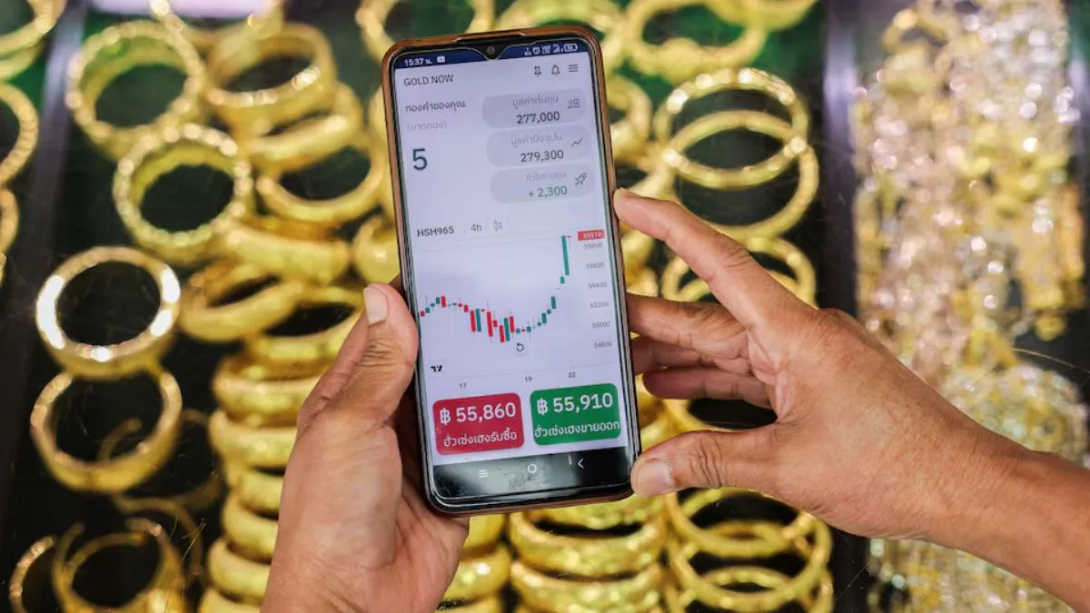 why-are-prices-of-gold-rising-and-its-link-with-us-government-shutdown