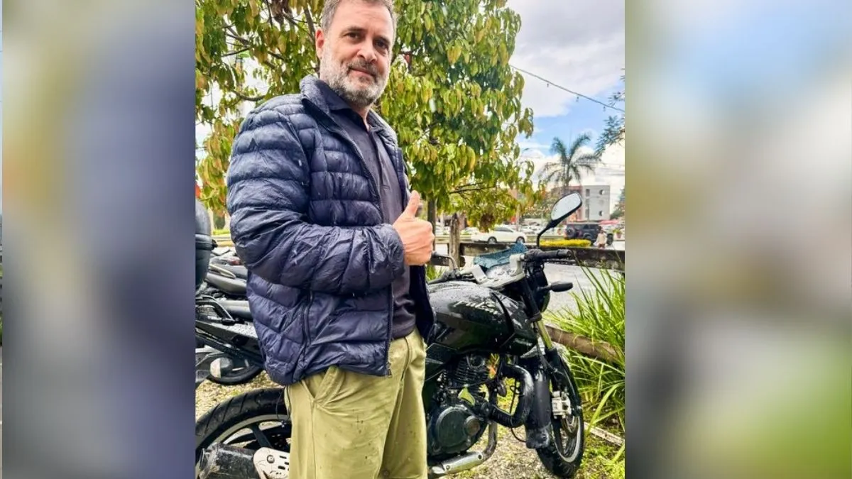 rahul-gandhi-shares-pic-with-pulsar-in-colombia-praises-bajaj-hero-tvs
