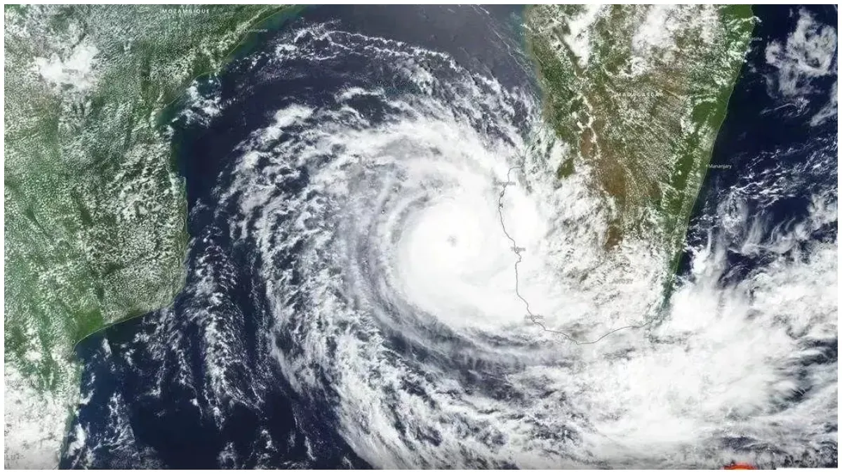 cyclone-shakti-years-first-cyclonic-storm-intensifies-in-arabian-sea-imd-issues-alert