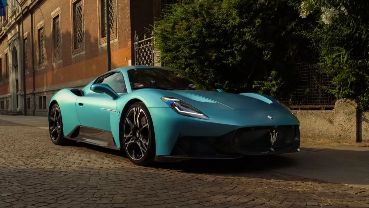 maserati-mcpura-launched-in-india-price-features-top-speed-aerofocused-design