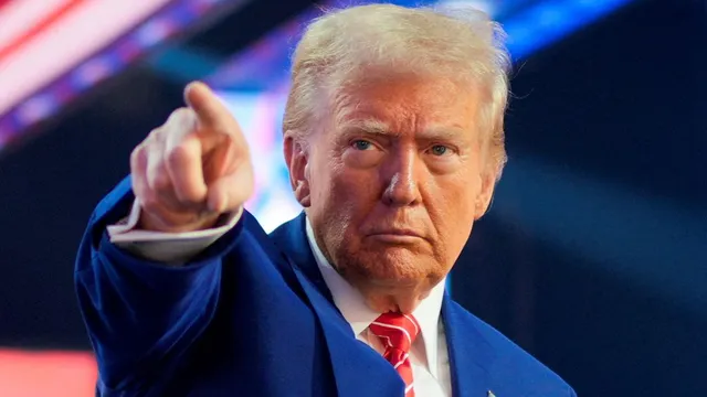 trump-warns-hamas-to-act-fast-on-gaza-peace-deal-after-deadly-strikes-says-i-will-not-tolerate