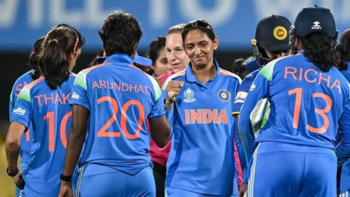 india-womens-national-cricket-team-vs-pakistan-womens-national-cricket-team-just-looking-for-rats-india-womens-practice-session-ahead-of-highoctane-match-against-pakistan-stopped-after-snake-enters-stadium