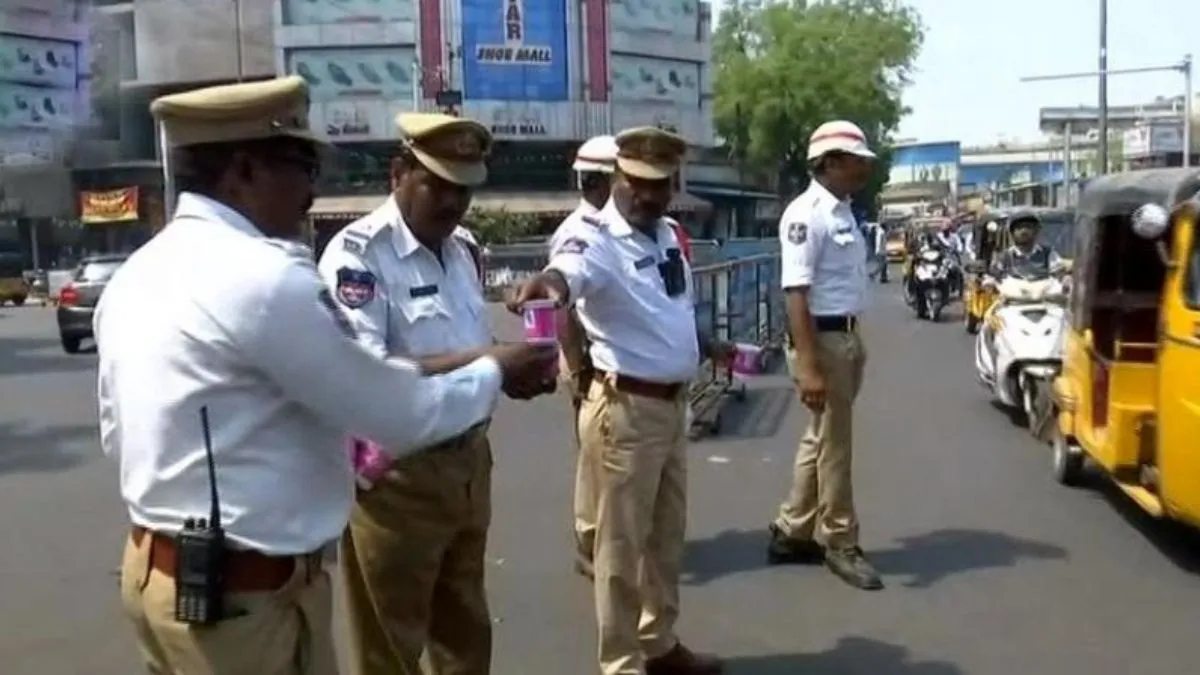 noida-police-cracks-down-on-road-stunts-to-levy-upto-rs-70k-fine-seize-vehicle-check-details
