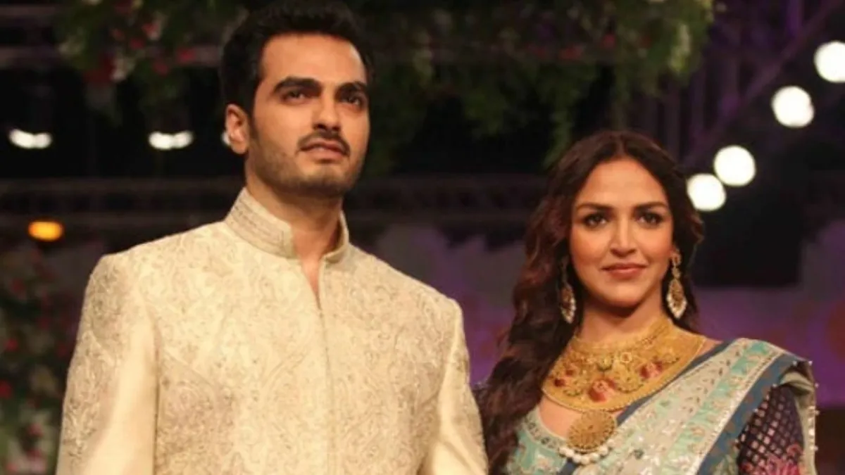 esha-deol-reunites-with-ex-husband-bharat-takhtani-for-family-sunday-months-after-he-confirmed-new-relationship-photo