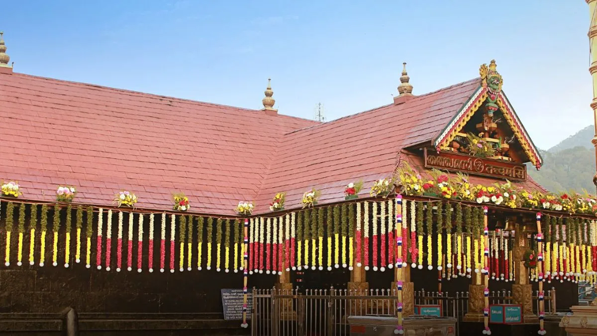 sabarimala-gold-row-kerala-high-court-forms-sit-to-probe-reduced-weight-of-dwarapalakas