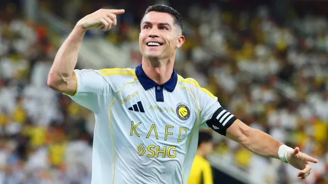 cristiano-ronaldo-big-update-on-future-amid-retirement-speculations-portuguese-legend-wins-liga-portugal-goat-award-ronaldo-career-goals-and-stats