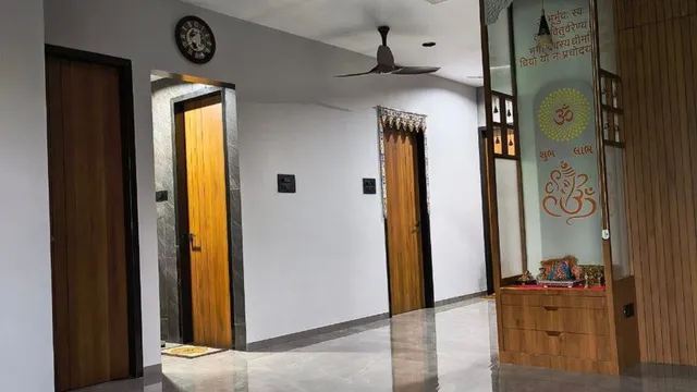 house-help-with-two-storey-house-and-shop-buys-3bhk-flat-worth-60-lakh-in-surat-post-sparks-debate-on-smart-investments-and-savings