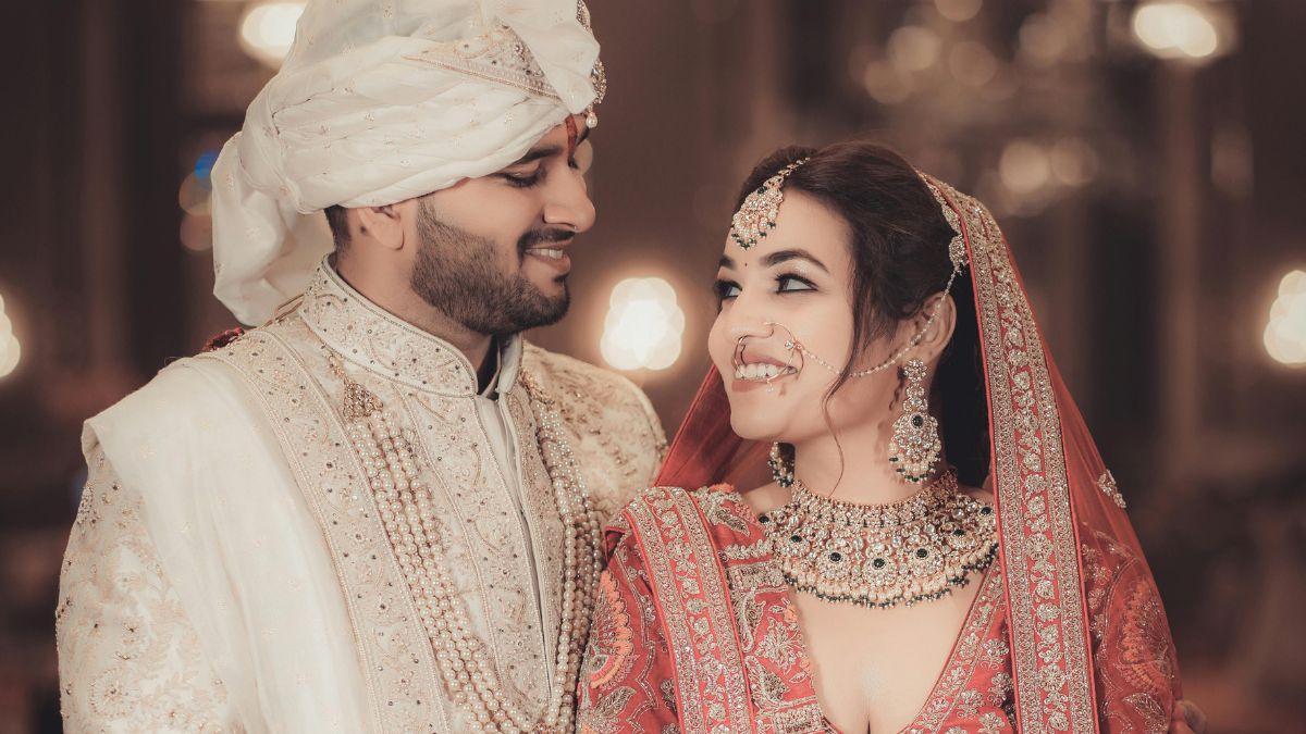 50 heartfelt anniversary wishes for october couples (3)