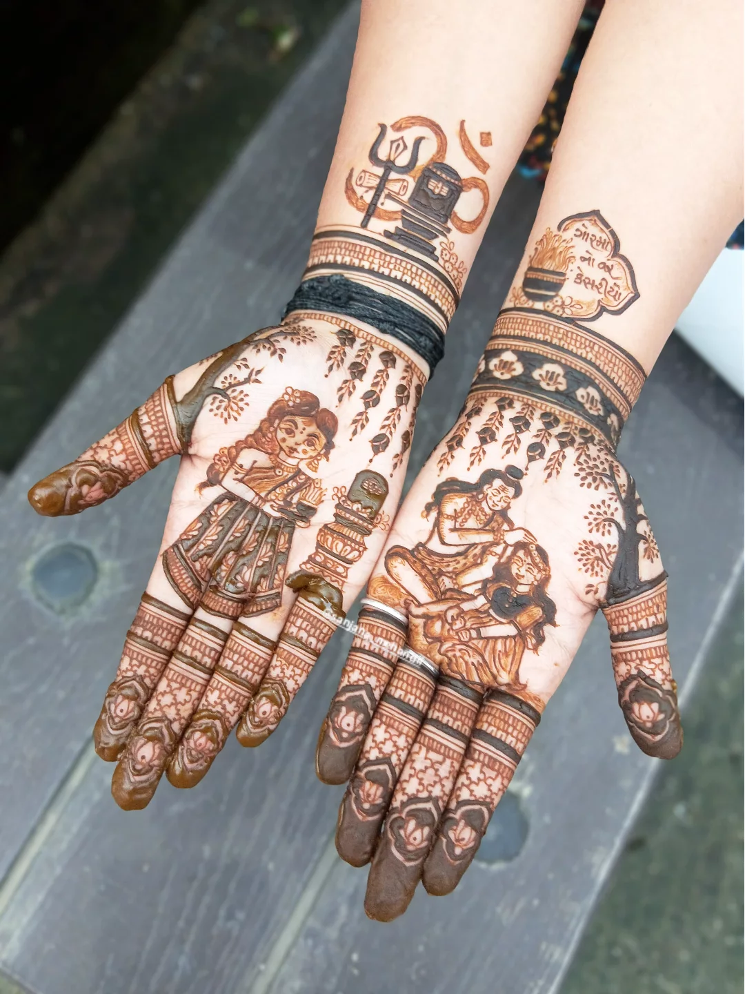 Parvati And Shiv Mehndi Design