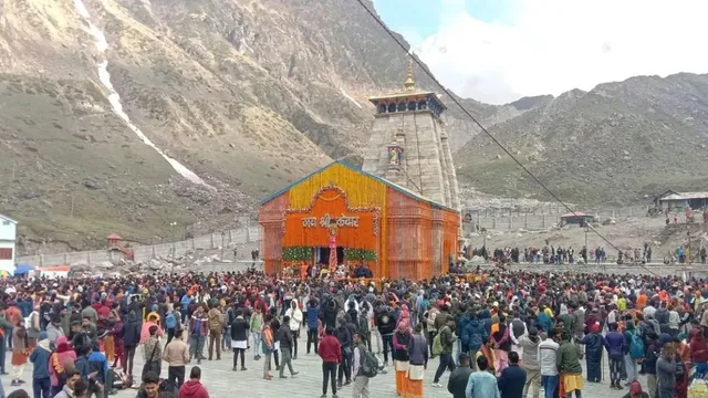 kedarnath-yatra-2025-breaks-alltime-record-over-165-million-pilgrims-visit15-days-still-to-go