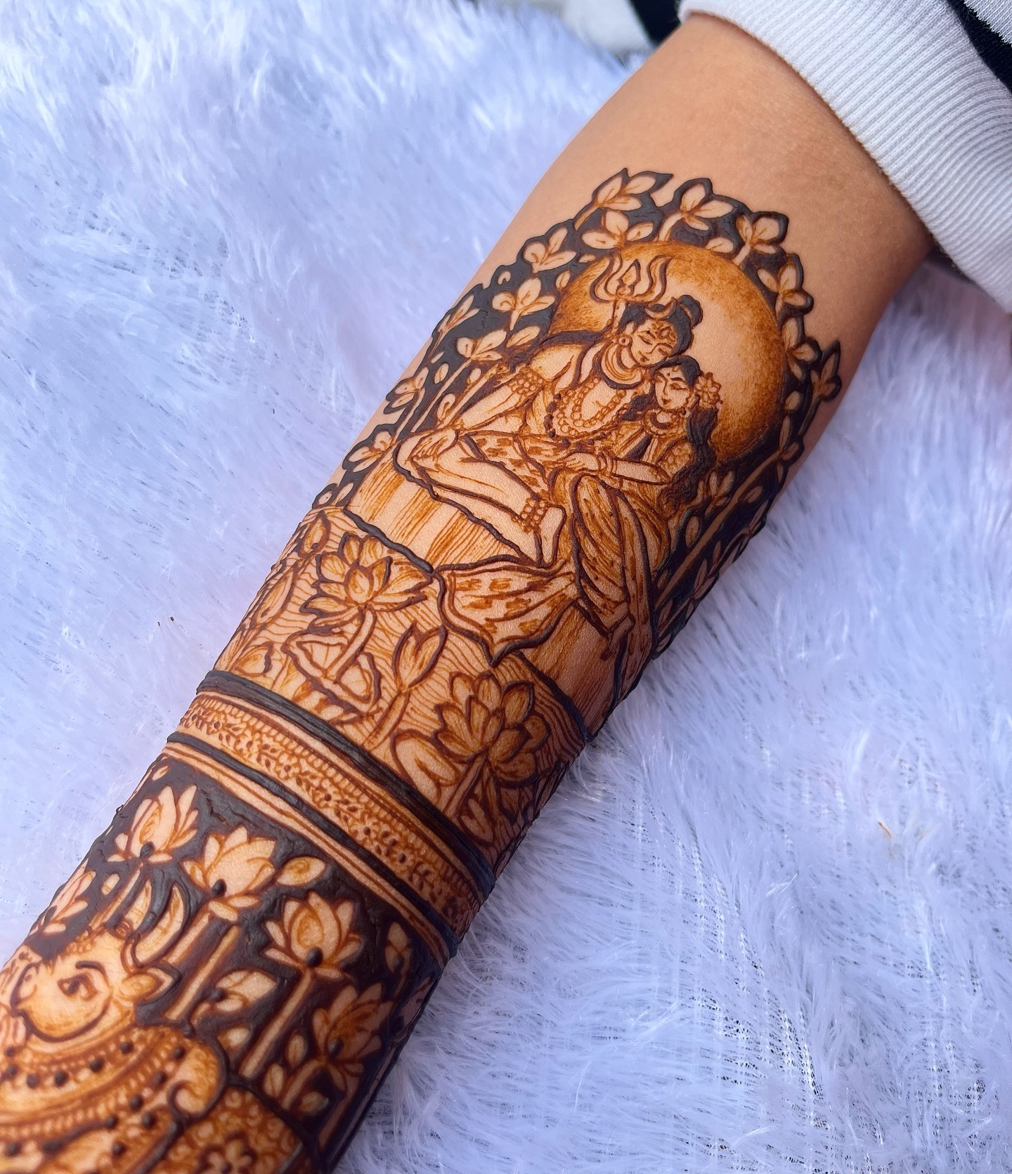 Parvati And Shiv Mehndi Design