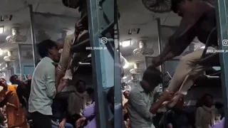 Two Passengers WWE-Style Fight Over Upper Berth On Indian Train Goes Viral, Internet Jokes 'Lage Raho Munna Bhai'