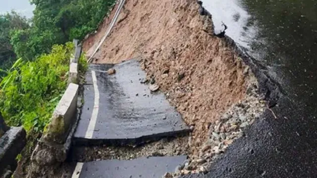 darjeeling-tourism-normalcy-returns-to-hill-city-as-tourists-flock-back-after-devastating-landslides