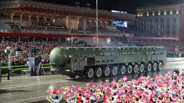 kim-jong-un-hwasong-20-icbm-missile-in-front-of-russia-china-in-north-korea-ruling-workers-party-anniversary-military-parade-video