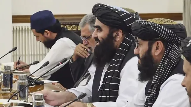 why-taliban-minister-amir-muttaqis-deoband-visit-is-significant-how-is-afghanistan-linked-with-darul-uloom