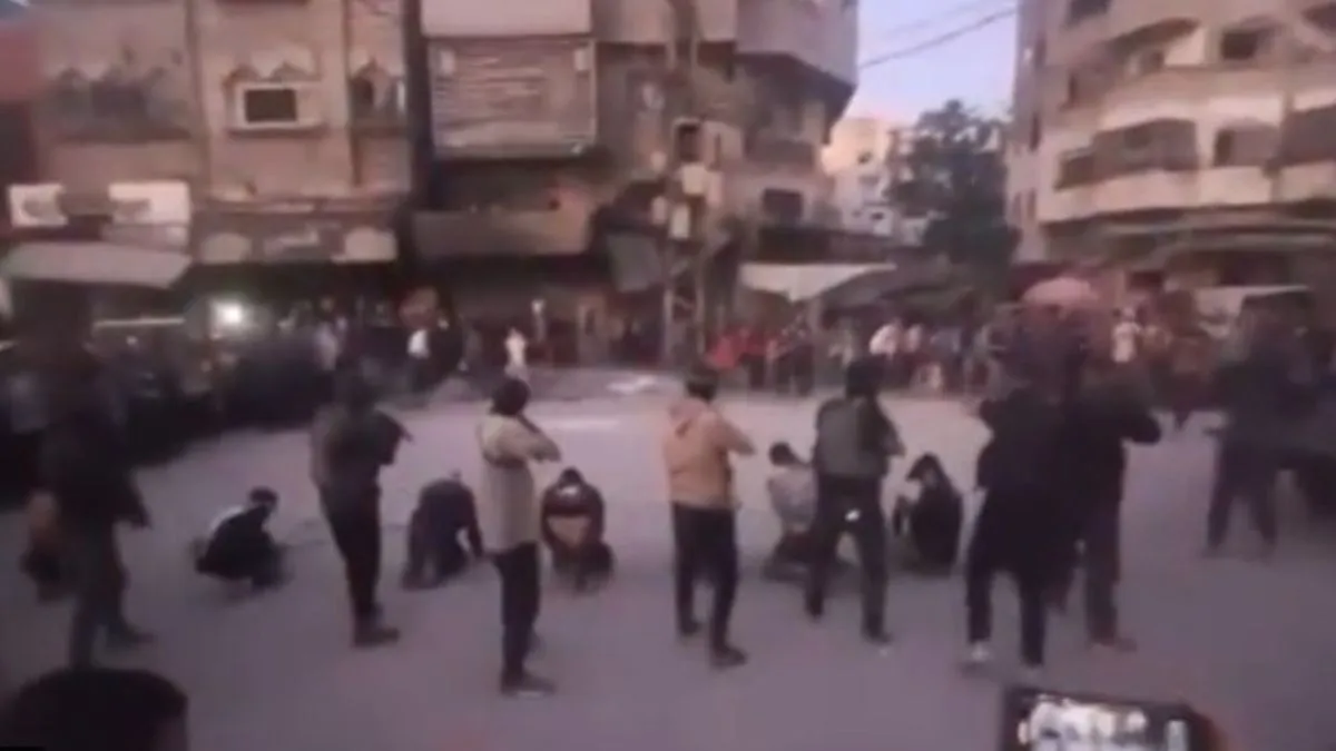 horrific-video-shows-hamas-publicly-executing-dozens-of-palestinians-accused-of-collaborating-with-israel