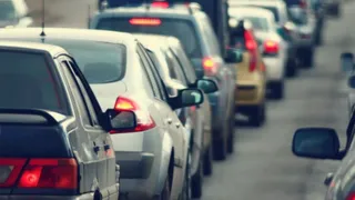 Mumbai-Ahmedabad Highway Jam: Students Among 500 Stranded For 12 Hours Without Food, Water Near Vasai  | VIDEO