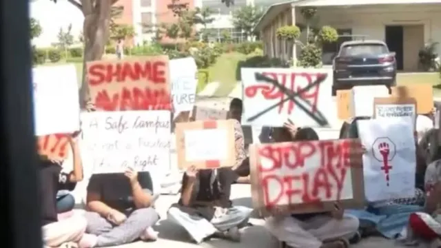 delhi-sau-sexual-assault-case-warden-removed-assistant-suspended-amid-campus-protests