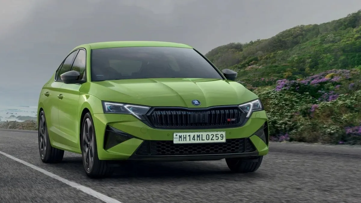 skoda-octavia-rs-makes-a-comeback-in-india-launched-at-rs-4999-lakh