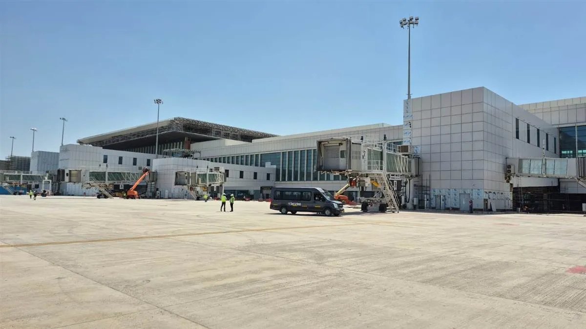 noida-airport-opening-update-jewar-airport-flight-operations-start-date-nial-uttar-pradesh-akasa-air-india-indigo