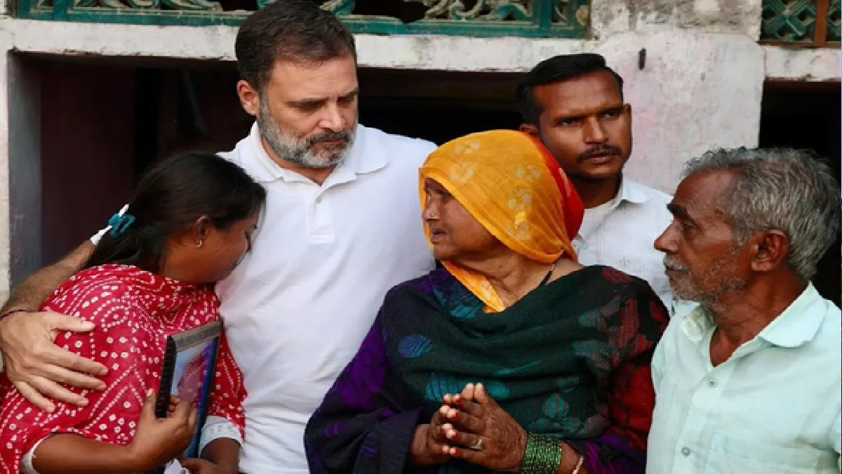 raebareli-rahul-gandhi-meets-kin-of-dalit-victim-hariom-who-was-lynched-in-fatehpur-says-dalit-mans-family-being-treated-like-criminals