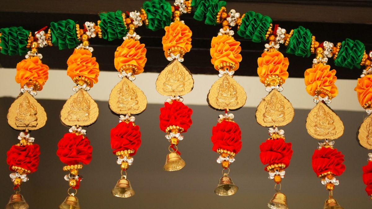 Auspicious Diwali Items For Main Door