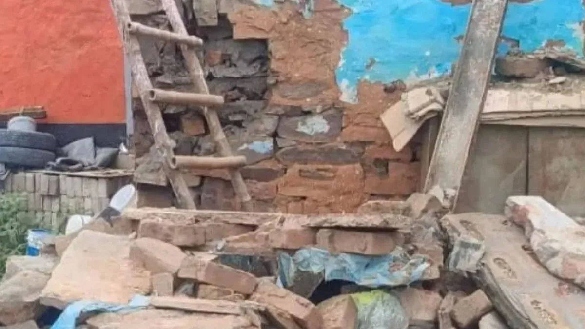 meerut-tragedy-2-dead-several-trapped-as-underconstruction-house-collapses-in-bhavanpur
