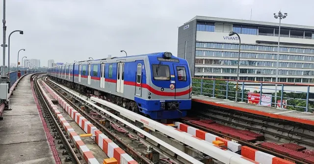 kolkata-metro-update-green-line-to-nearly-halve-train-services-on-october-20-for-kali-puja