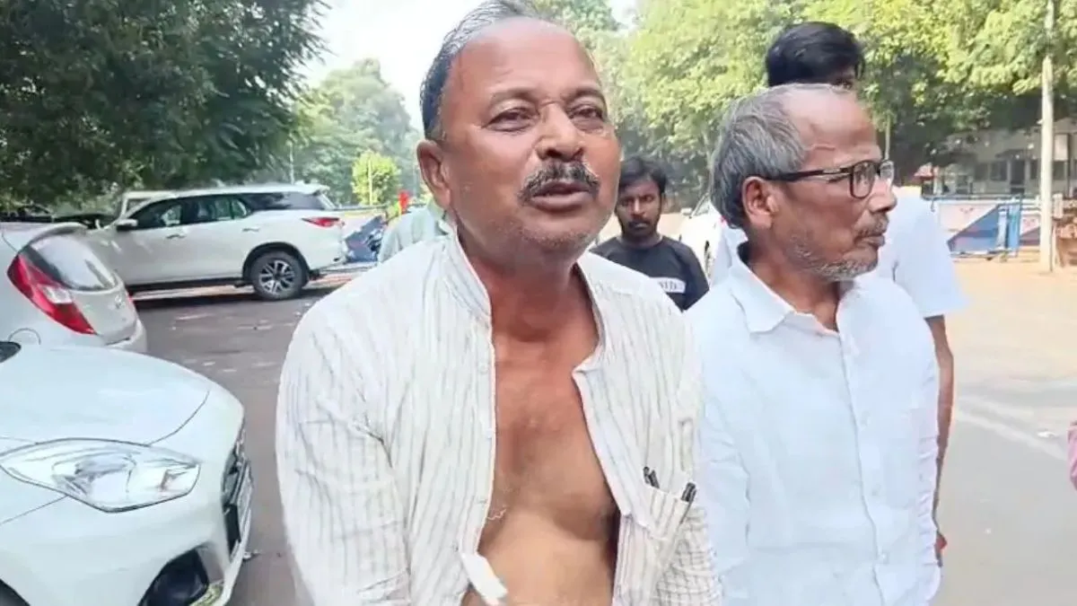 bihar-polls-rjd-leader-tears-kurta-apart-accuses-leadership-of-demanding-rs-27-crore-for-ticket
