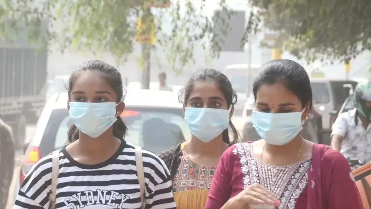 delhi-air-pollution-from-n95-to-p95-different-types-of-face-masks-to-protect-you-from-smog