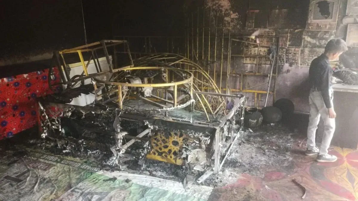 siddharth-nagar-fire-short-circuit-destroys-general-store-godown-in-kohdaura-village-loss-estimated-at-rs-10-lakh