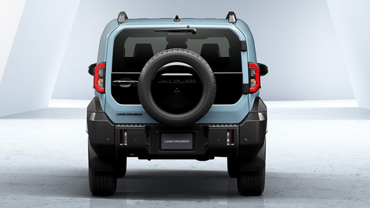 ToyotaLandCruiserFJRear