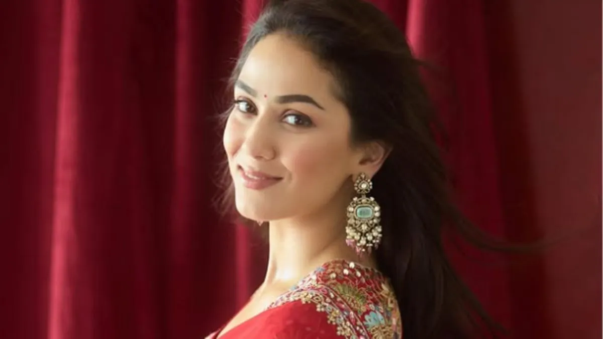 still-bursting-crackers-mira-rajput-urges-public-to-stop-normalising-the-practice-says-aqi-news-is-not-just-for-ig-story