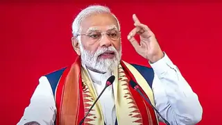 'Jungle Raj Won't Be Forgotten For 100 Years': PM Modi's Big Attack On RJD, Calls Tejashwi-led Alliance 'Lathbandhan'