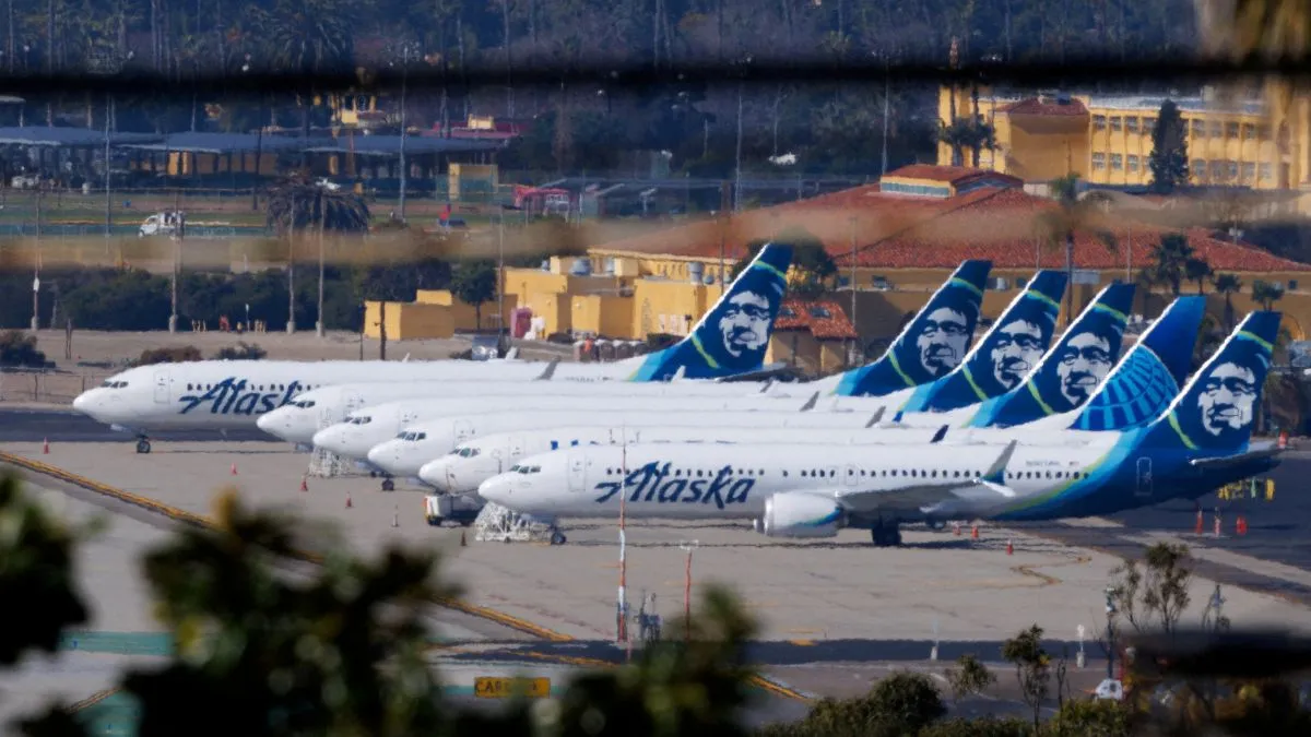 alaska-airlines-outage-all-flights-grounded-after-technical-it-issue-aircrafts-cancelled-latest-updates