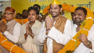 Bihar Elections 2025: Tej Pratap Announces Cricket Stadium In Mahua, India-Pakistan Match In Bold Pre-Poll Announcement