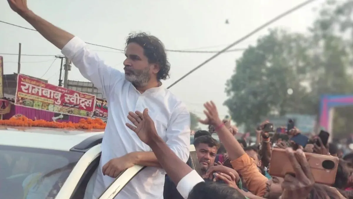 biharis-beaten-at-stations-prashant-kishor-counters-pm-modi-on-chhath-train-promise
