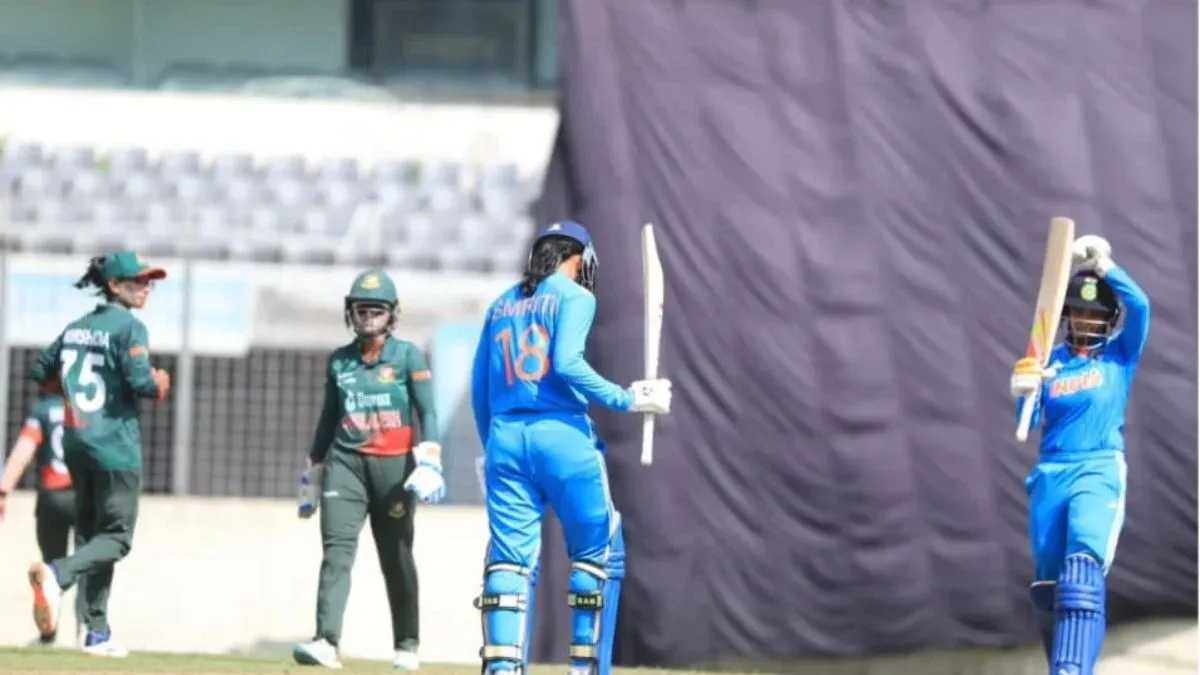 india-womens-national-cricket-team-vs-bangladesh-womens-national-cricket-team-womens-world-cup-2025-arundhati-reddy-in-kranti-gaud-out-check-indias-predicted-xi-for-match-against-bangladesh