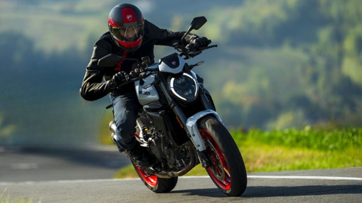 2026DucatiMonster (3)