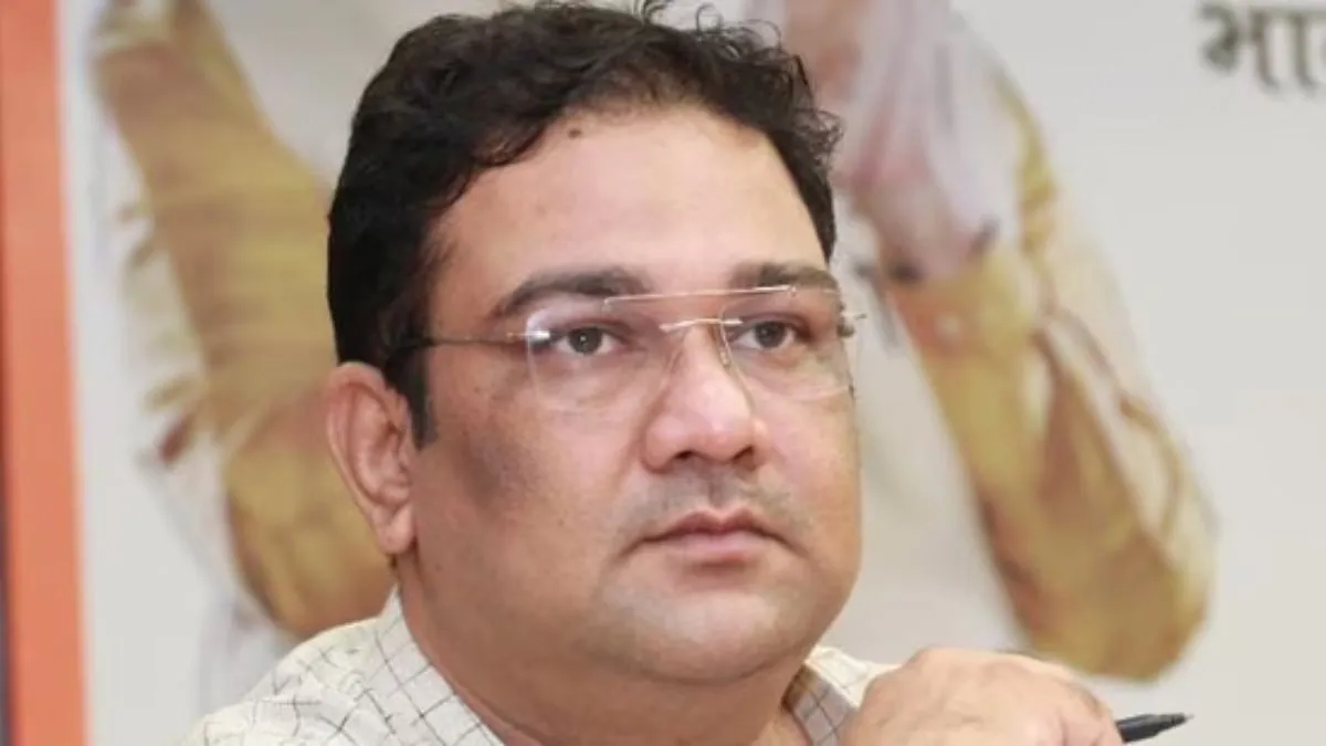 namo-kendra-up-booked-for-running-fake-research-centre-using-pms-name-whats-its-kangana-connection