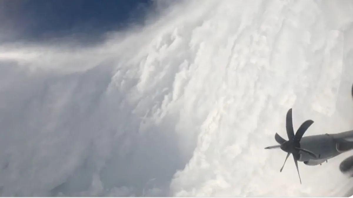 hurricane-melissa-us-air-force-footage-shows-deadly-stadium-effect-as-storm-reaches-category-5